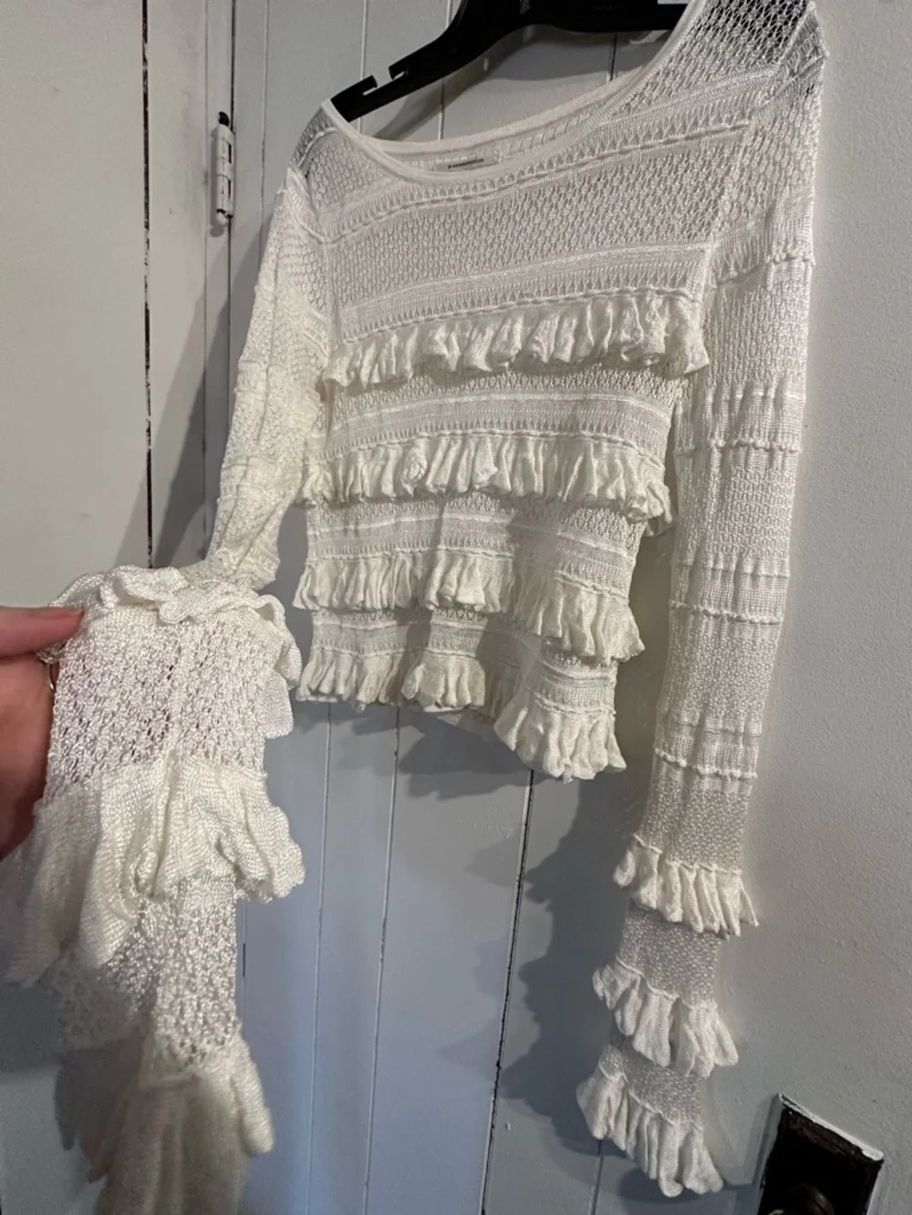 Anthropologie Women’s White Ruffle Knit Long-Sleeve thin Sweater Top